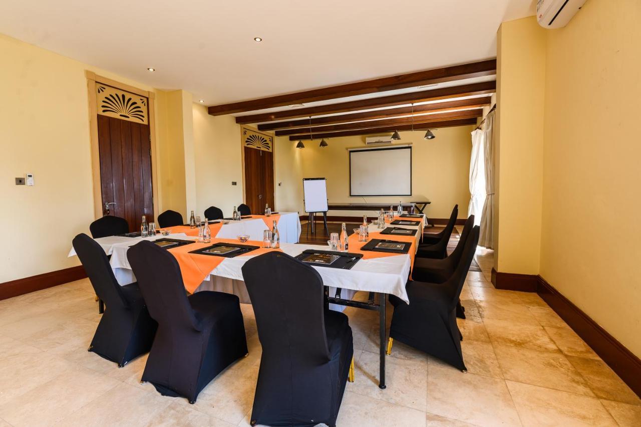 Cocoa Boutique Hotel - Your Kenyan Beachfront Bliss Mombasa Dış mekan fotoğraf