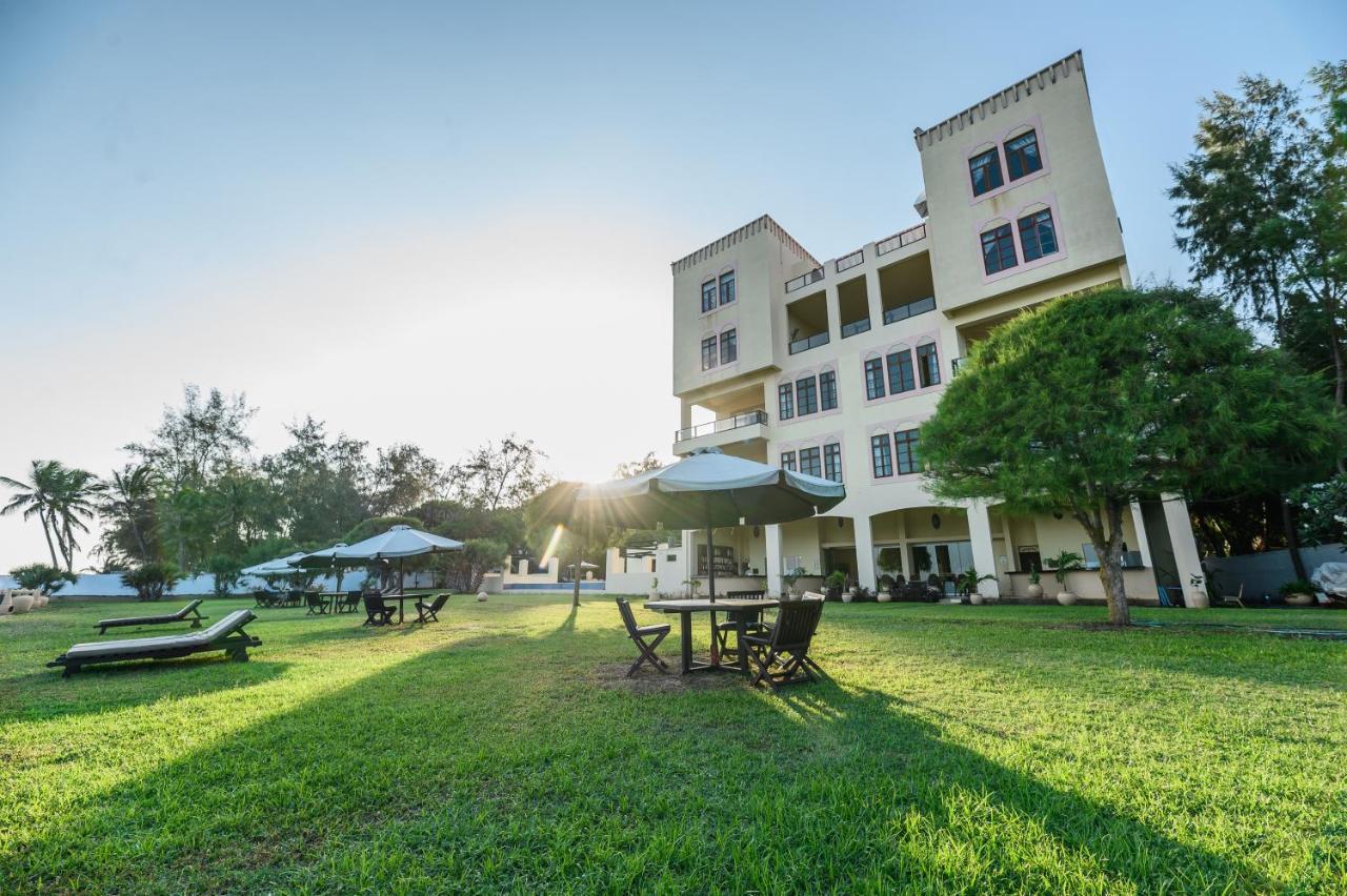 Cocoa Boutique Hotel - Your Kenyan Beachfront Bliss Mombasa Dış mekan fotoğraf